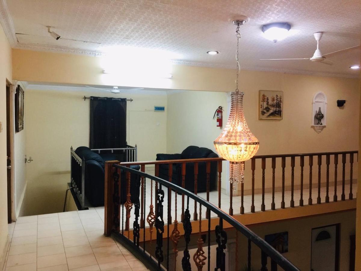 Senthil Complex Hotel Jaffna Bagian luar foto